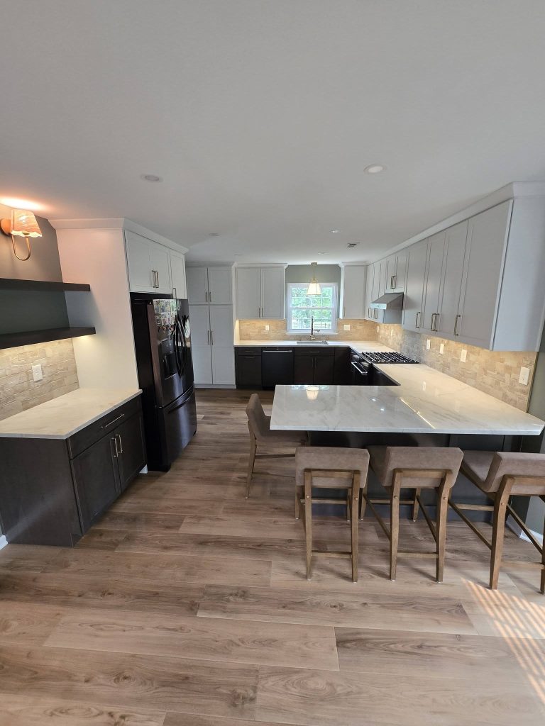 Island and perimeter cabinets with stone backsplash - LR Contracting, Sadsburyville PA